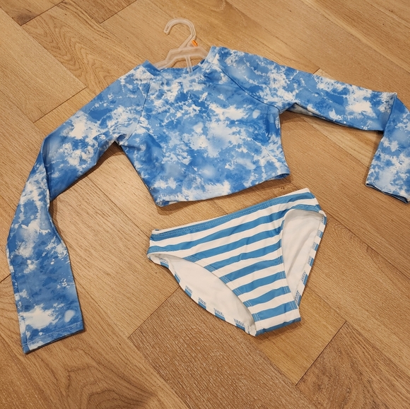 GEORGE | NWT Brand new long sleeved bikini rash guard - Picture 2 of 5